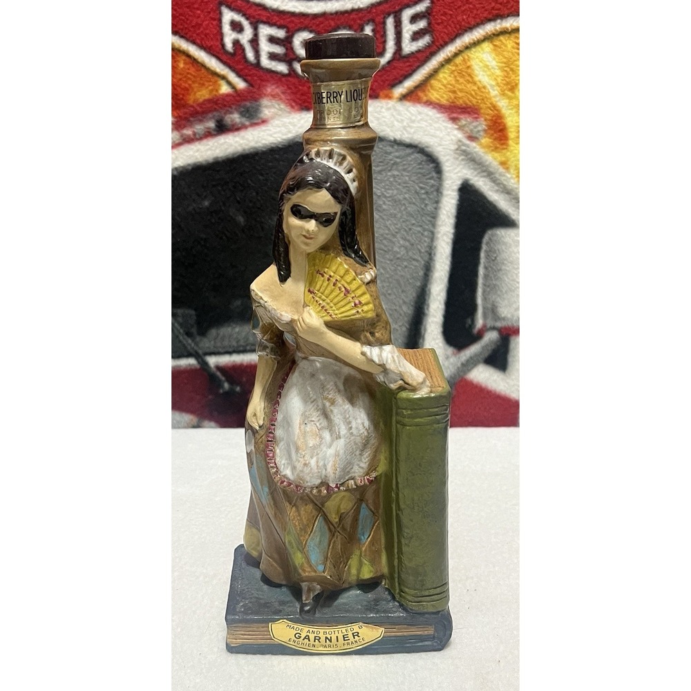 Vintage Borghini Lacrima Garnier White Maiden Decanter Certaldo Italy EMPTY